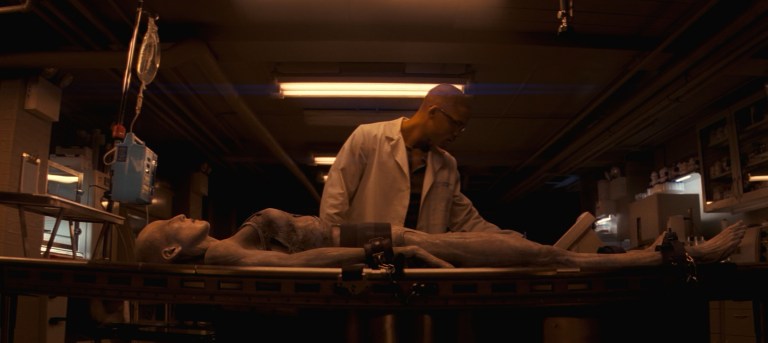 Will Smith in I Am Legend (2007).