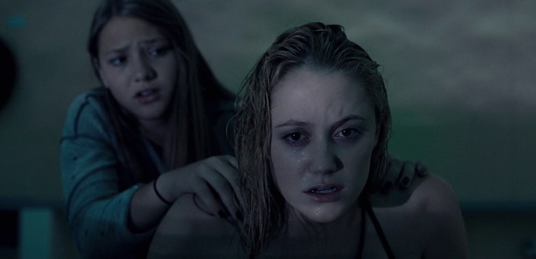 Maika Monroe in It Follows (2014)