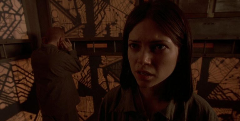 Cube (1997)