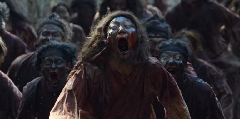 Zombies running in Kingdom season 2. 