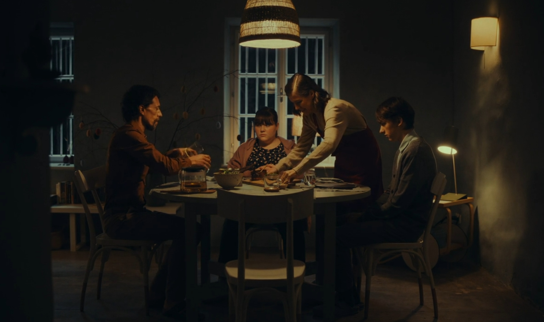 Family Dinner (2022)