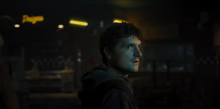 Josh Hutcherson as Mike Schmidt in Five Nights at Freddy's (2023).