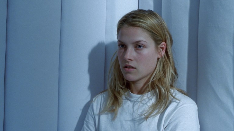 Ali Larter as Clear Rivers in Final Destination 2 (2003).