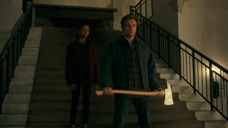 Kyliegh Curran and Ewan McGregor as Abra and Dan in Doctor Sleep (2019).