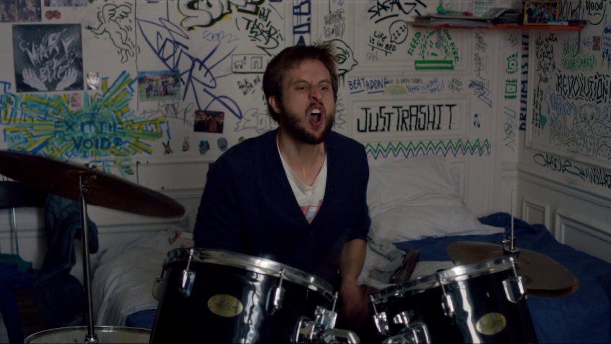 Sam drums in The Night Eats the World (2018).
