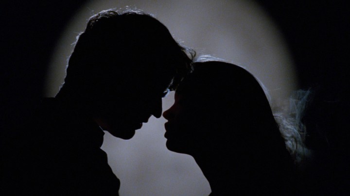 12+ Horror Movies With The Best Love Story Plotlines