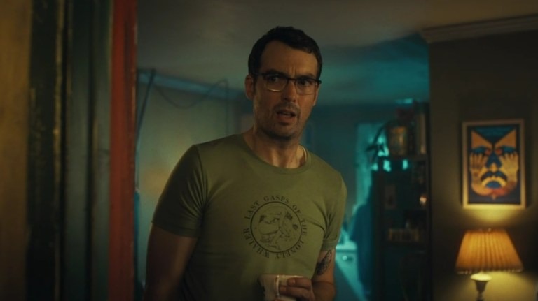 Jonah Ray in Destroy All Neighbors (2024).