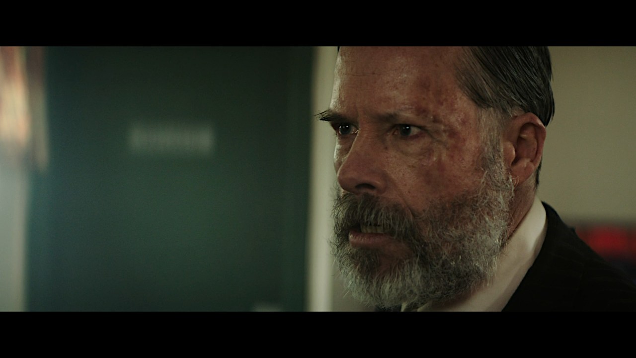 Guy Pearce in Sunrise (2024).