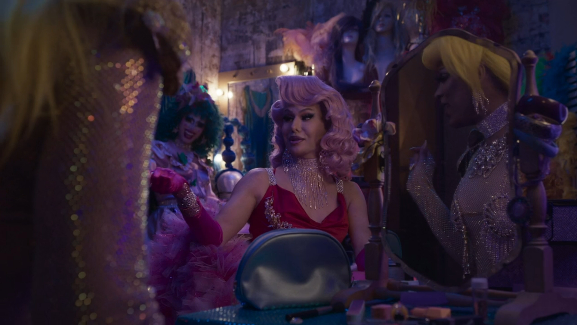 Mama Sue Flay gets ready for a show in Slay (2024).