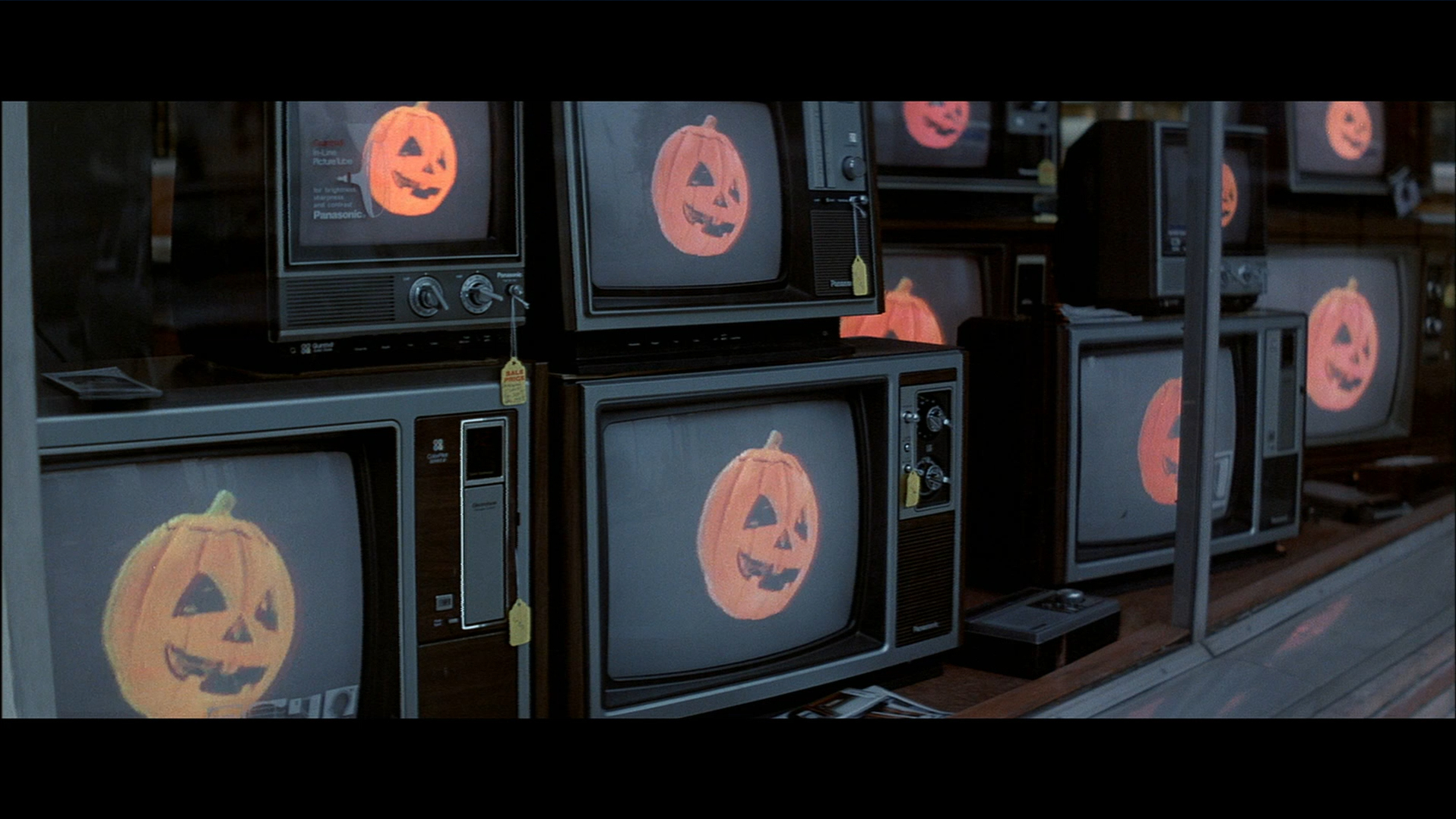 Halloween III: Season of the Witch (1982)