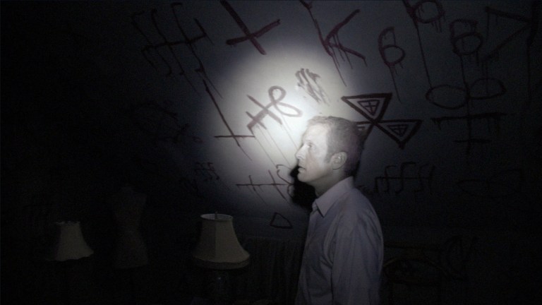 Cotton sees Satanic symbols in The Last Exorcism (2010).