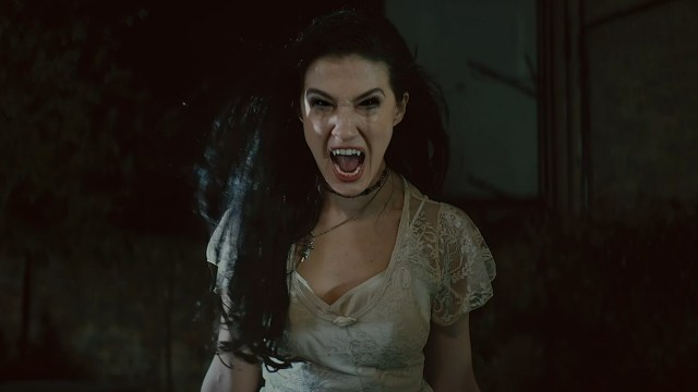 ‘Drained’ Review: A Seductively Scary Vampire Romance