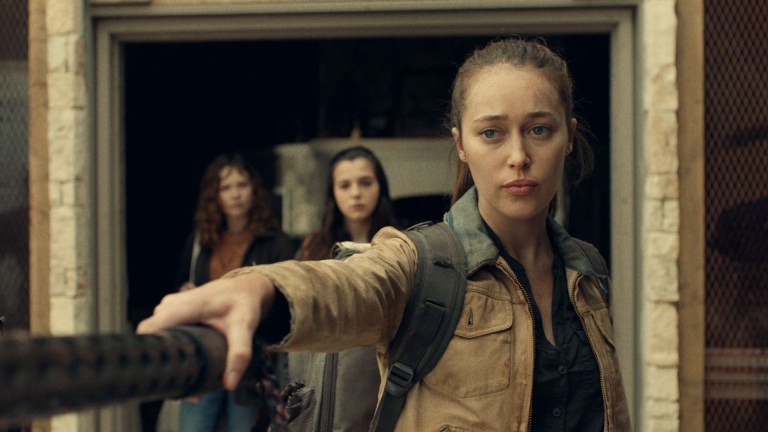 Alycia as Alicia in Fear the Walking Dead. 