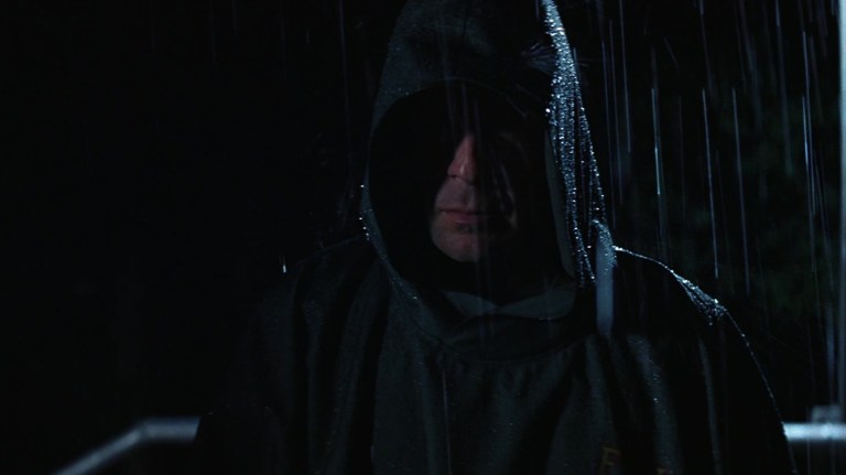 Unbreakable (2000).
