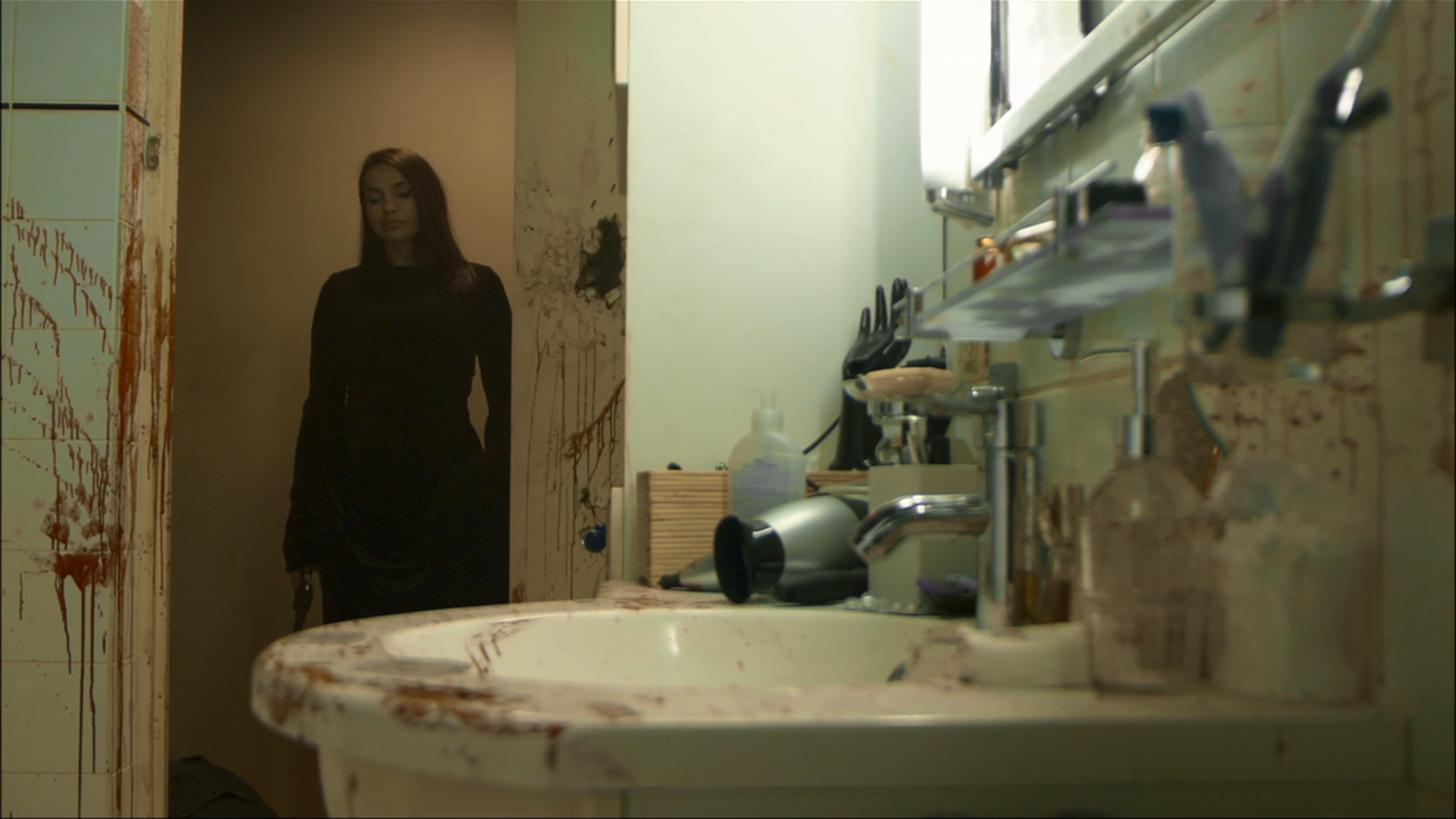 Inside (2007)